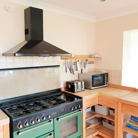 Specious 3Bed Property With Parking & Large Garden Aveley Dış mekan fotoğraf