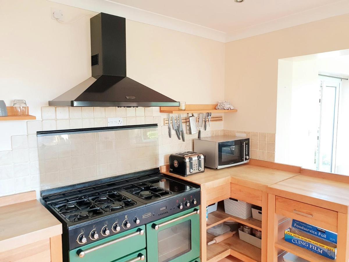 Specious 3Bed Property With Parking & Large Garden Aveley Dış mekan fotoğraf